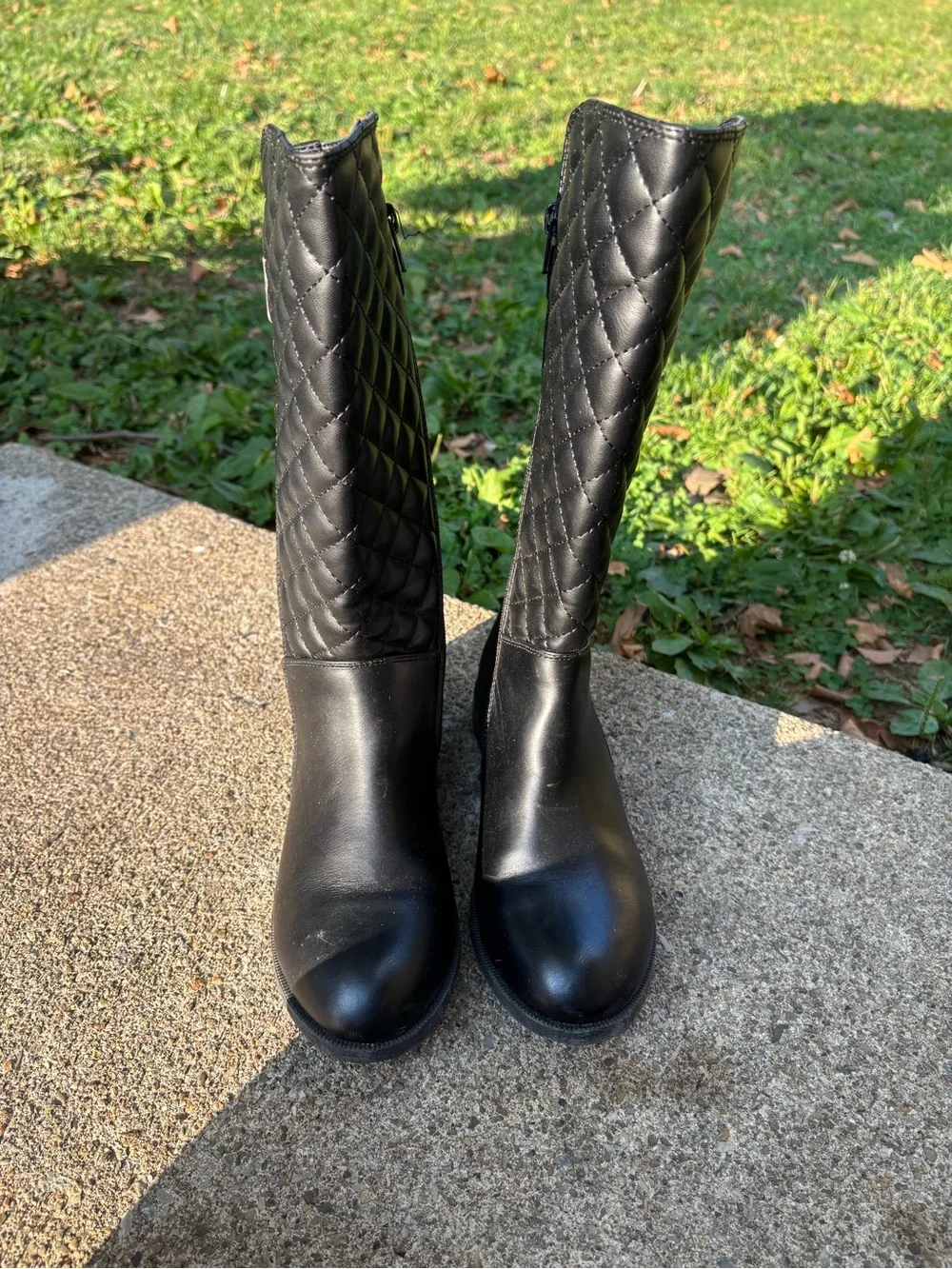 Black Boots by Olive & Edie Full Zip Teagan Girls 4M -See details